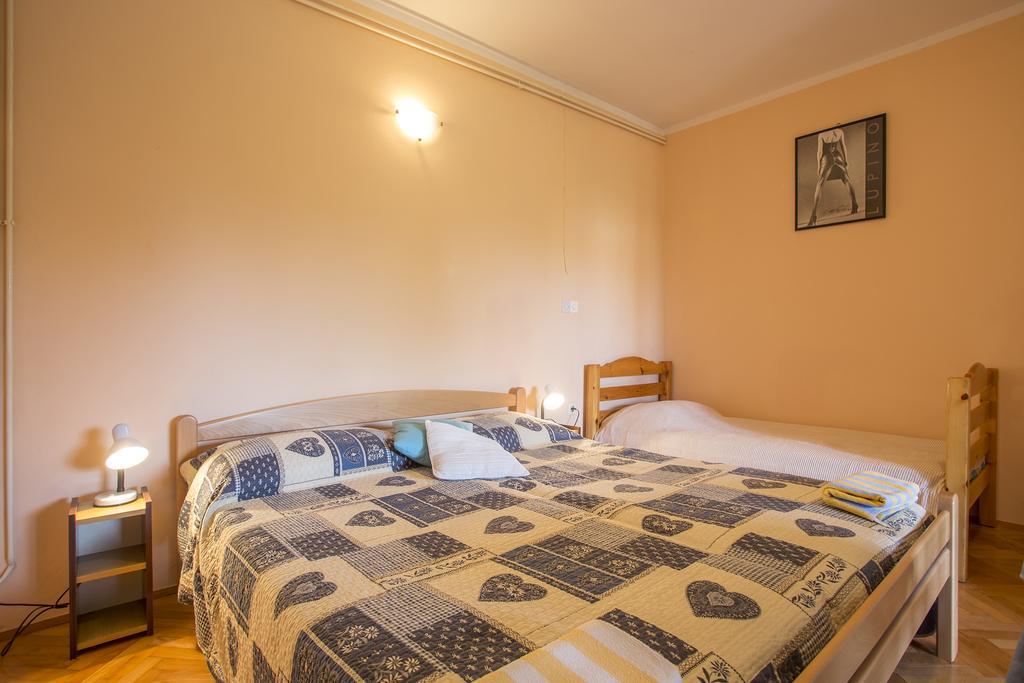 Guest House Nada 392 Pula Exterior photo